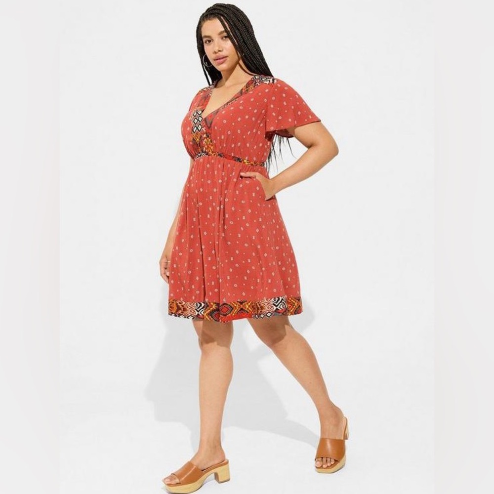 Red torrid dress size 00
